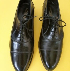Men's Florsheim shoes, 11D
